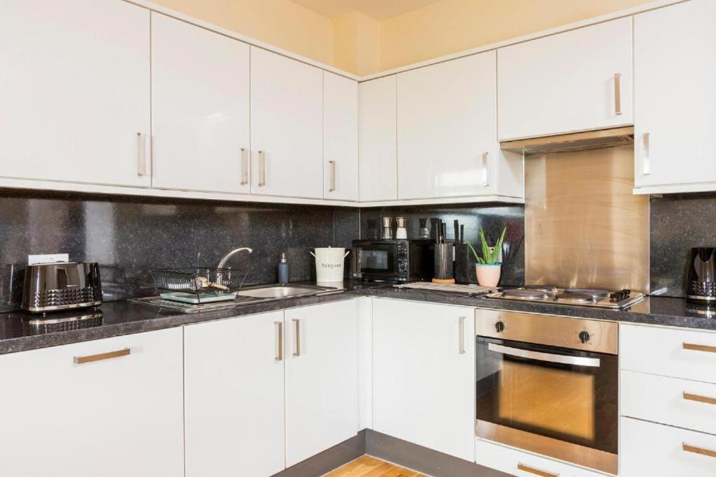 Panorama Apartments By Mesh Accommodation Short & Long Term Lets Ashford For Contractors Or Corporate Stays Εξωτερικό φωτογραφία